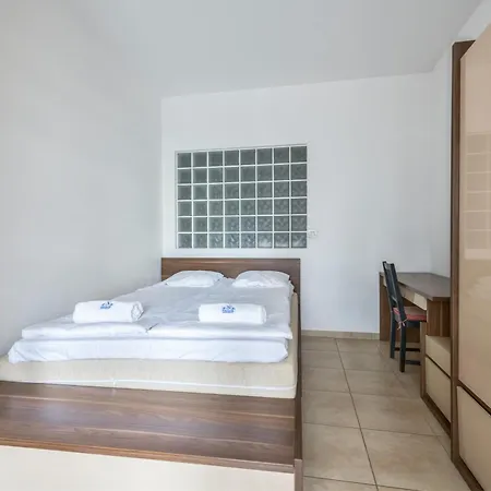 Lägenhet Neptun Park By Northside Gdańsk